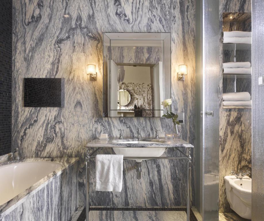 Executive King Room - Image 4