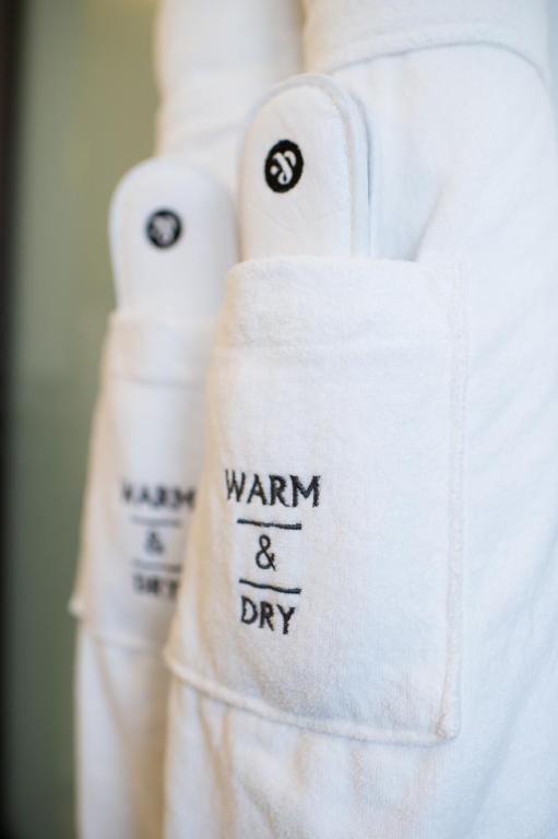 Superior Double or Twin Room - Image 2