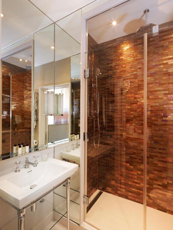 One-Bedroom Apartment - Image 14