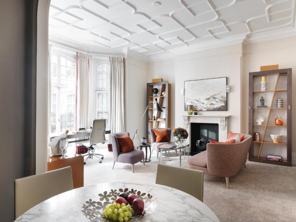 One-Bedroom Apartment - Image 8