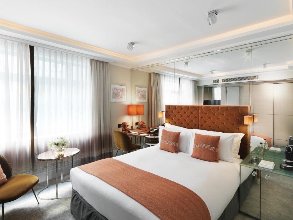 Superior Room - Image 1