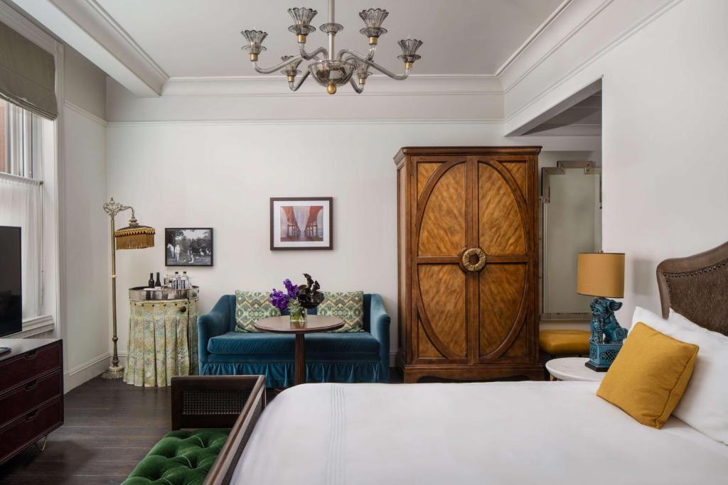 Studio Suite - Image 2
