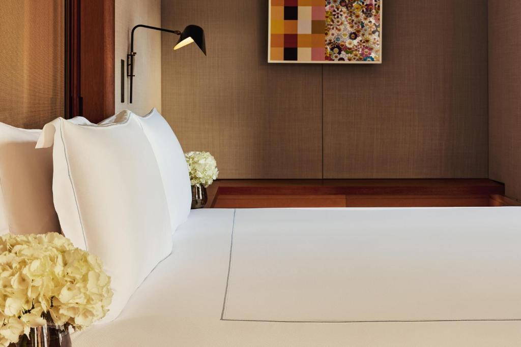 Knightsbridge Suite - Image 2