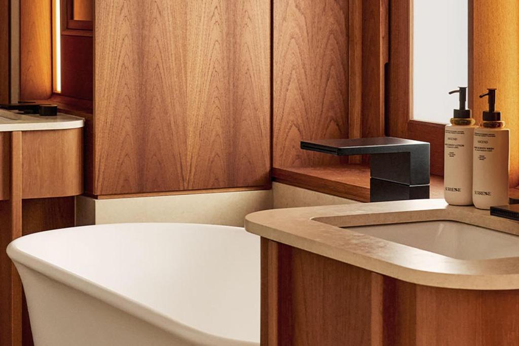 Park Suite - Image 2