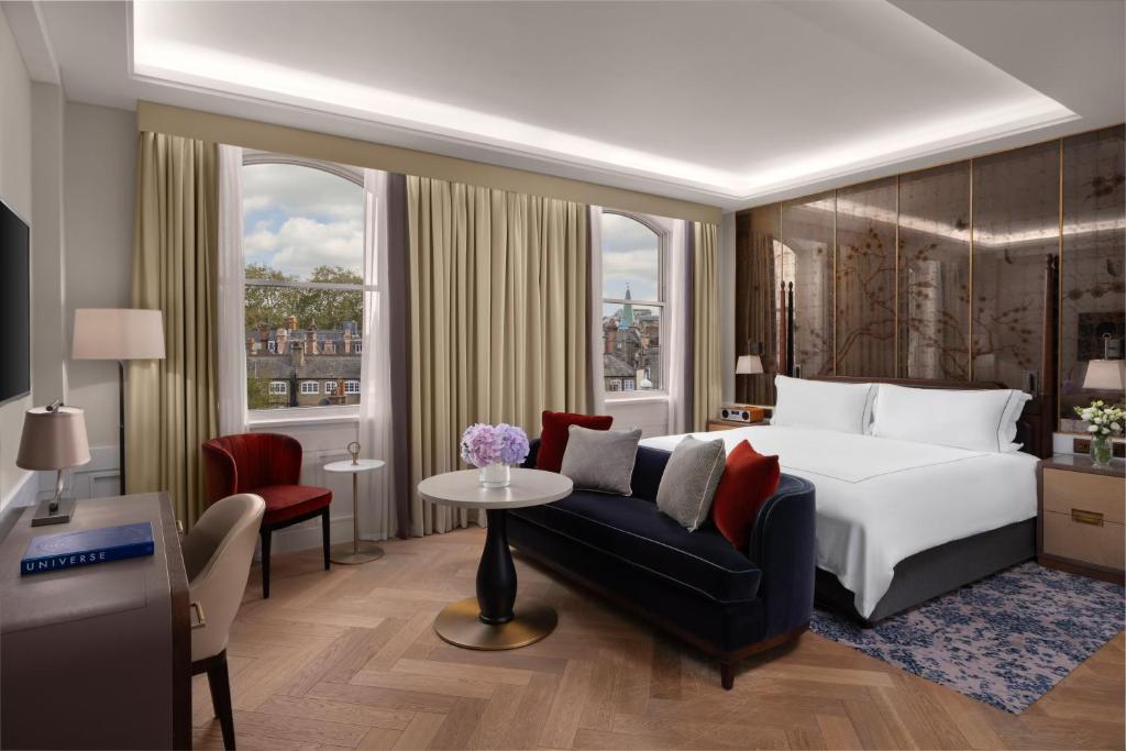 One-Bedroom Suite - Image 1