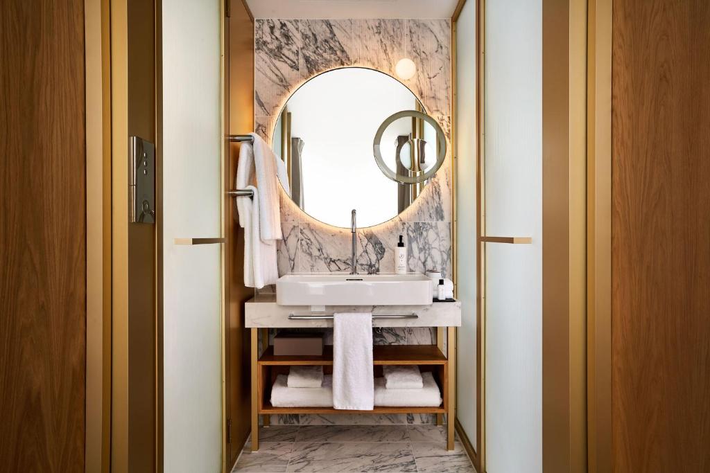 Henrietta Suite - Image 4