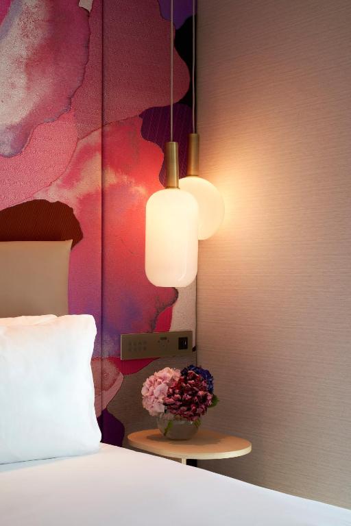 Junior Suite - Image 1