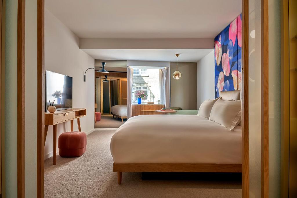 Junior Suite - Image 2