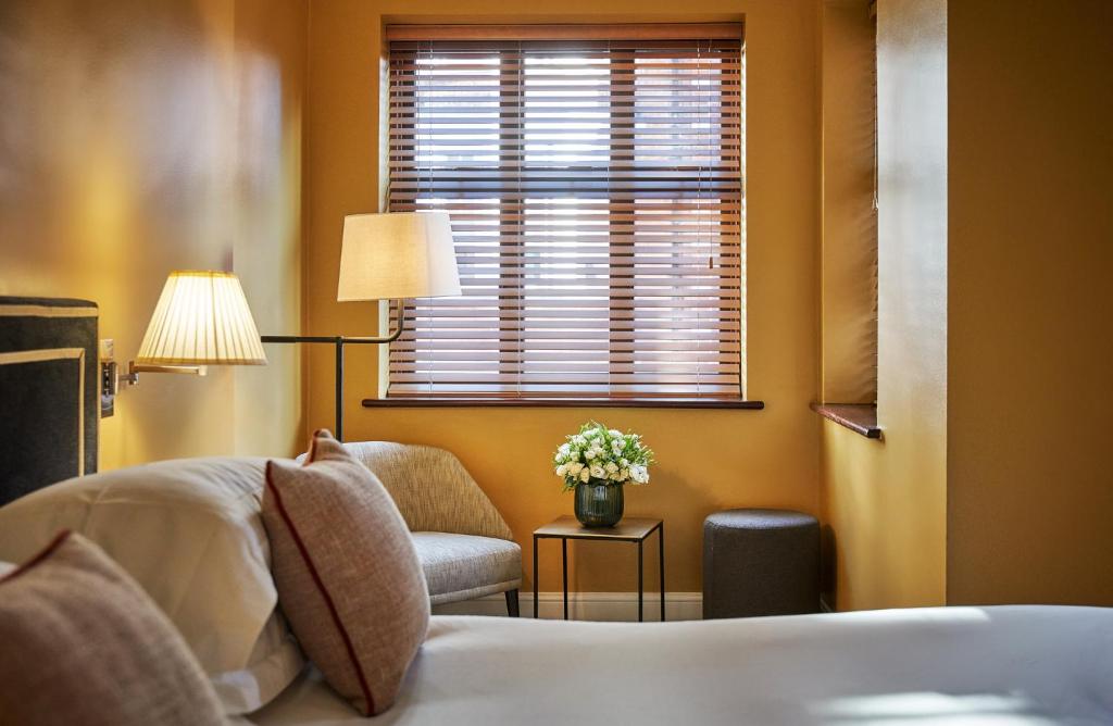 One-Bedroom Apartment - Image 5