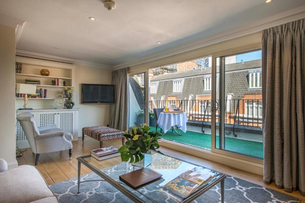 Penthouse Apartment - Image 2
