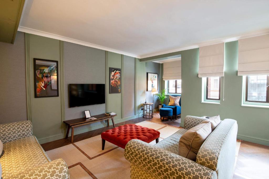 Two-Bedroom Apartment - Image 10