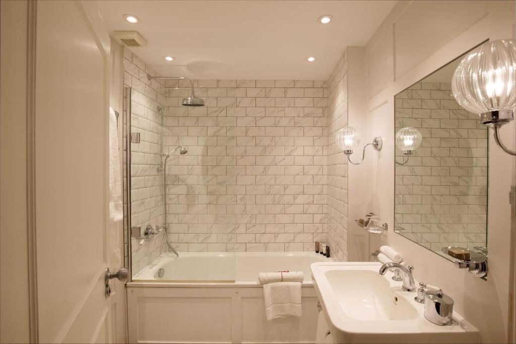 Two-Bedroom Apartment - Image 7