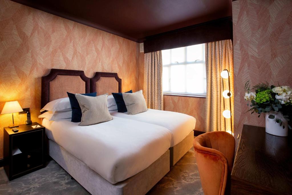 Two-Bedroom Apartment - Image 8