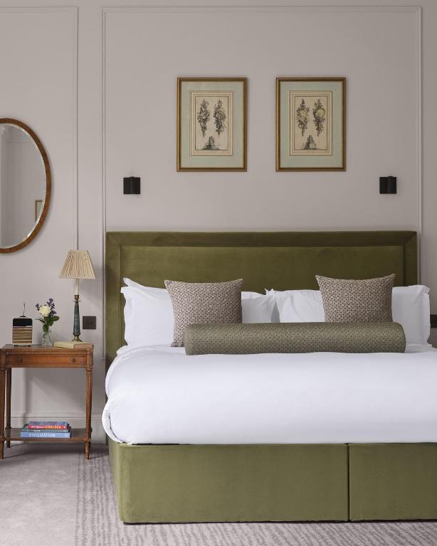 Chelsea Garden Suite - Image 1