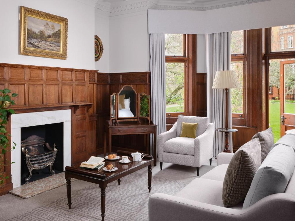 Chelsea Garden Suite - Image 5