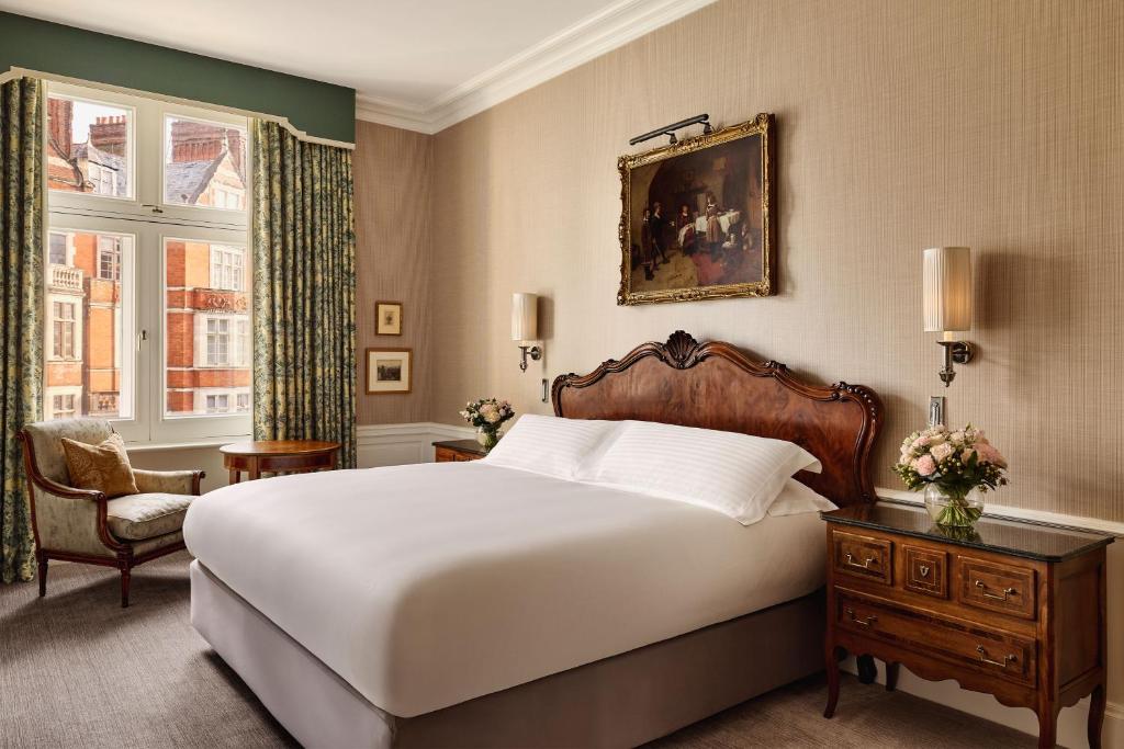 Connaught Suite - Image 2