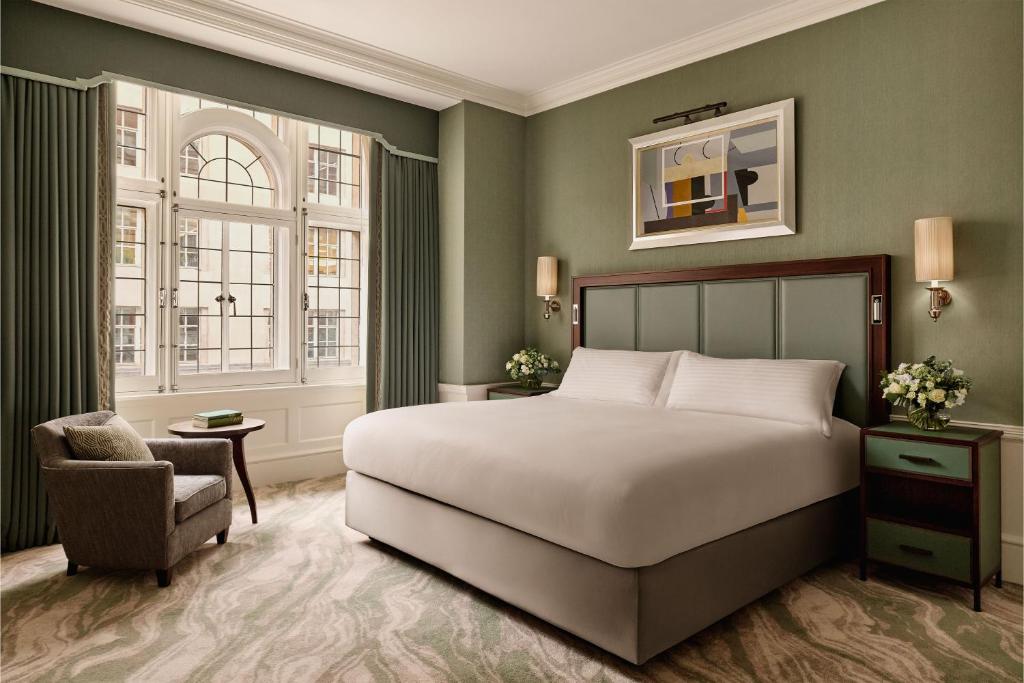 Grosvenor Suite - Image 7