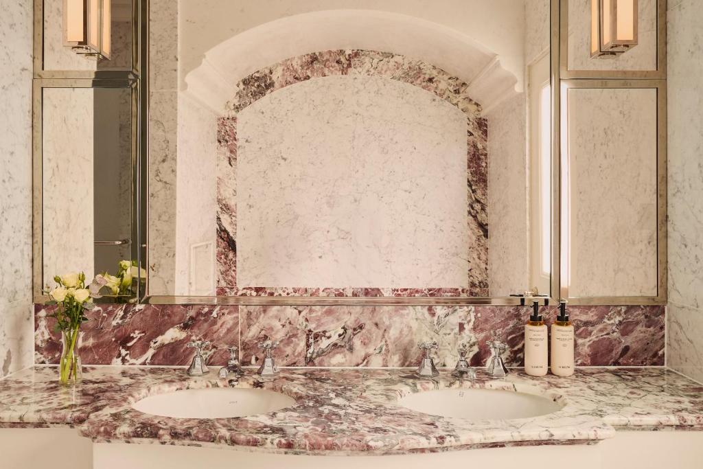 Sutherland Suite - Image 5