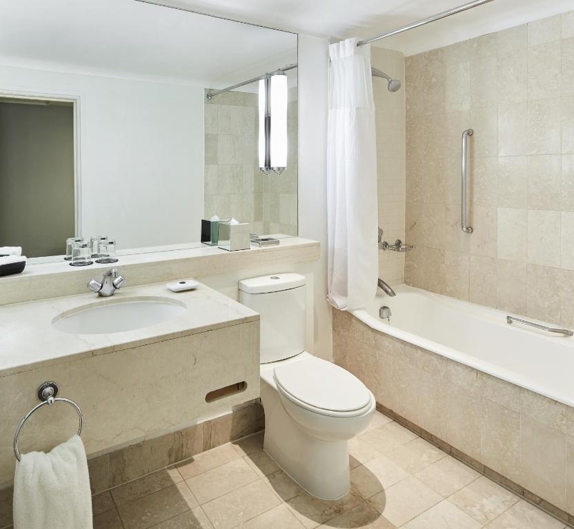 Executive King Room - Image 9