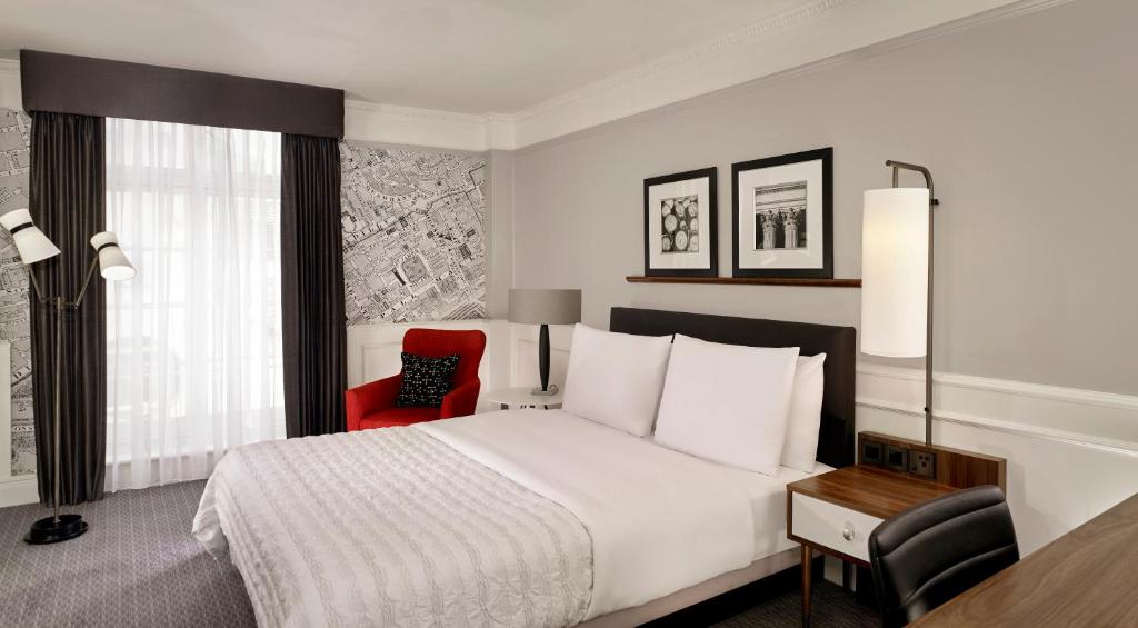 Superior Double Room - Image 2