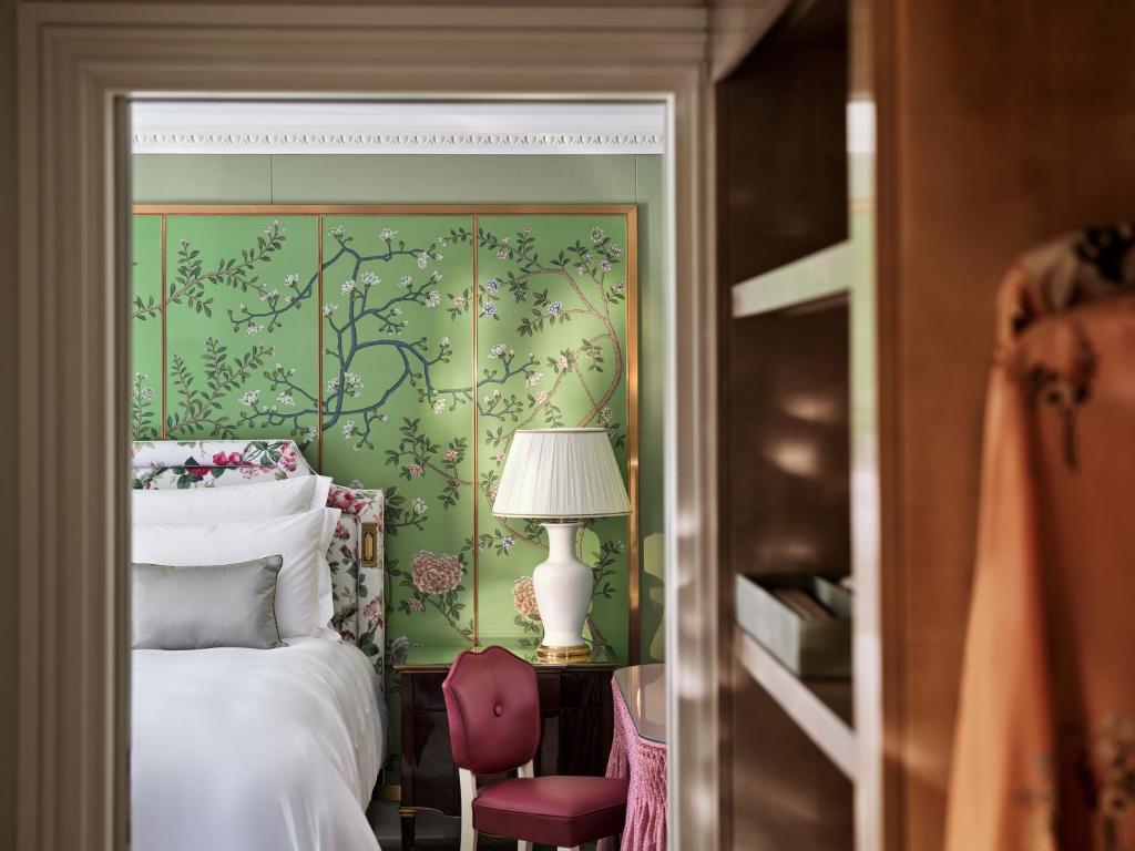 Belgravia Suite - Image 11