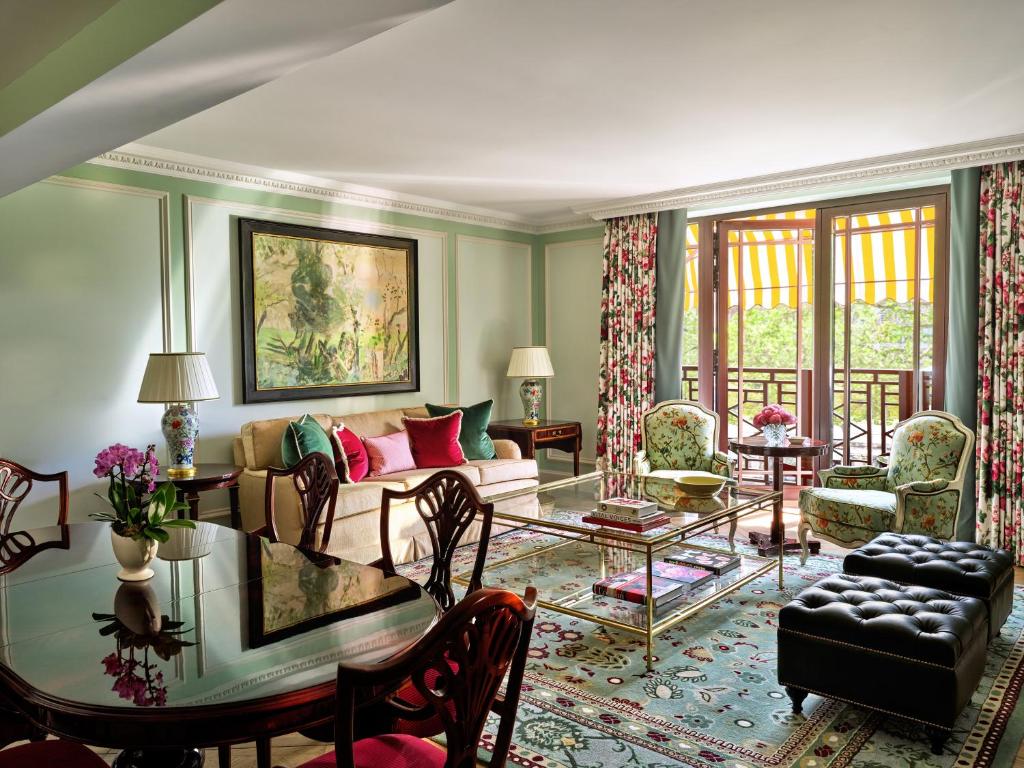 Belgravia Suite - Image 1