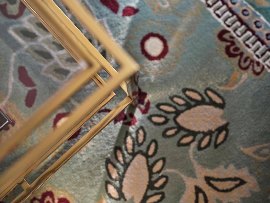 Belgravia Suite - Image 8