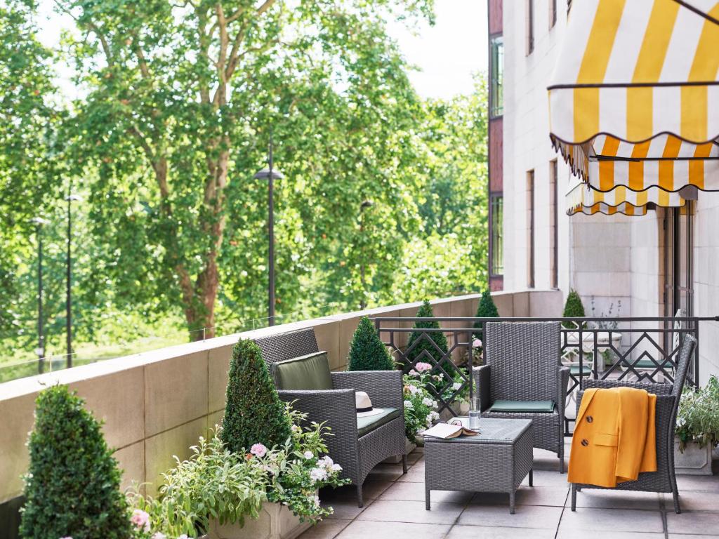 Belgravia Terrace Suite - Image 1