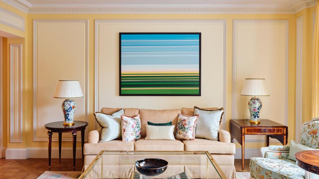 Belgravia Terrace Suite - Image 7