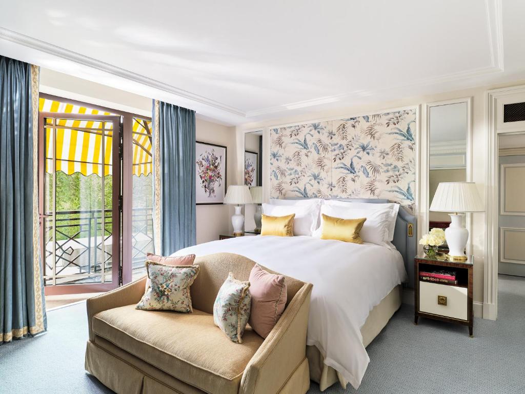 Deluxe Park View Room - Image 1