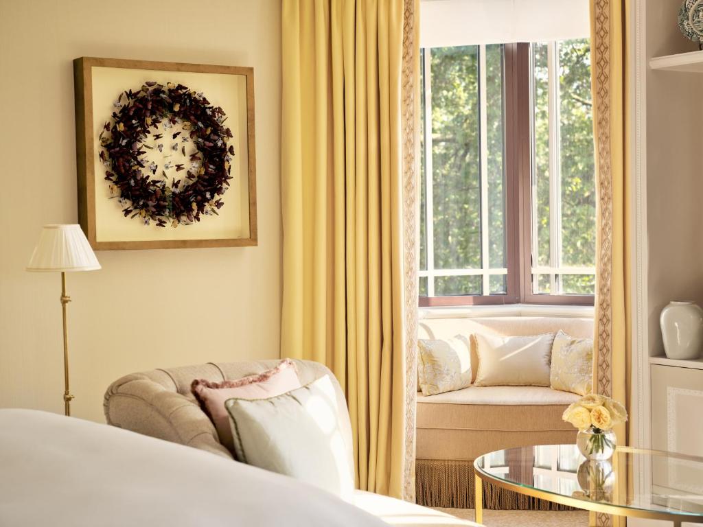 Dorchester Suite - Image 11