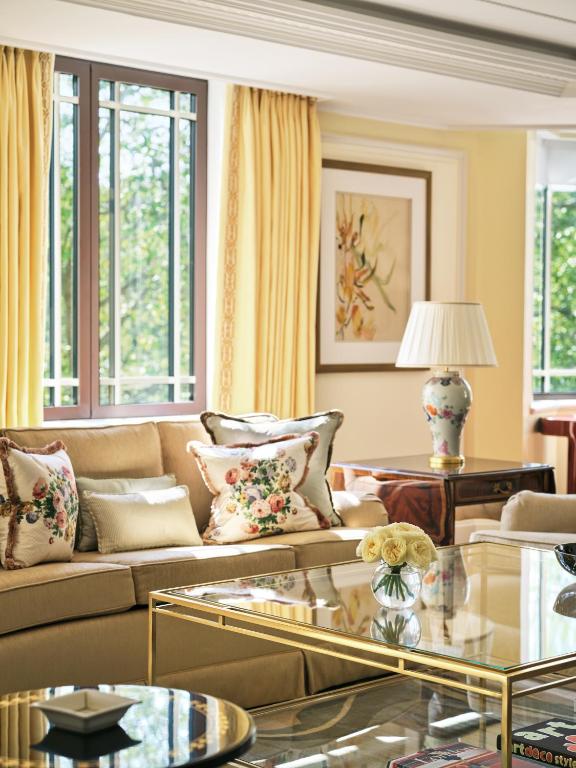 Dorchester Suite - Image 7