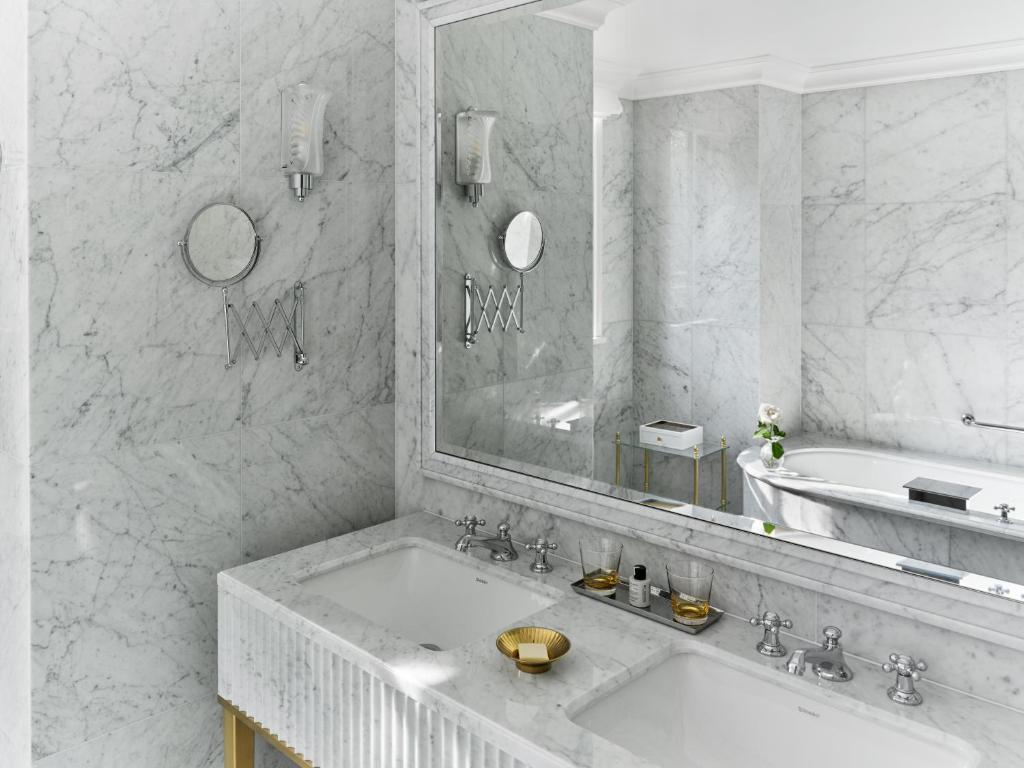 Executive King Room - Image 4