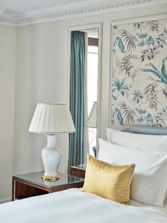 Executive King Room - Image 9