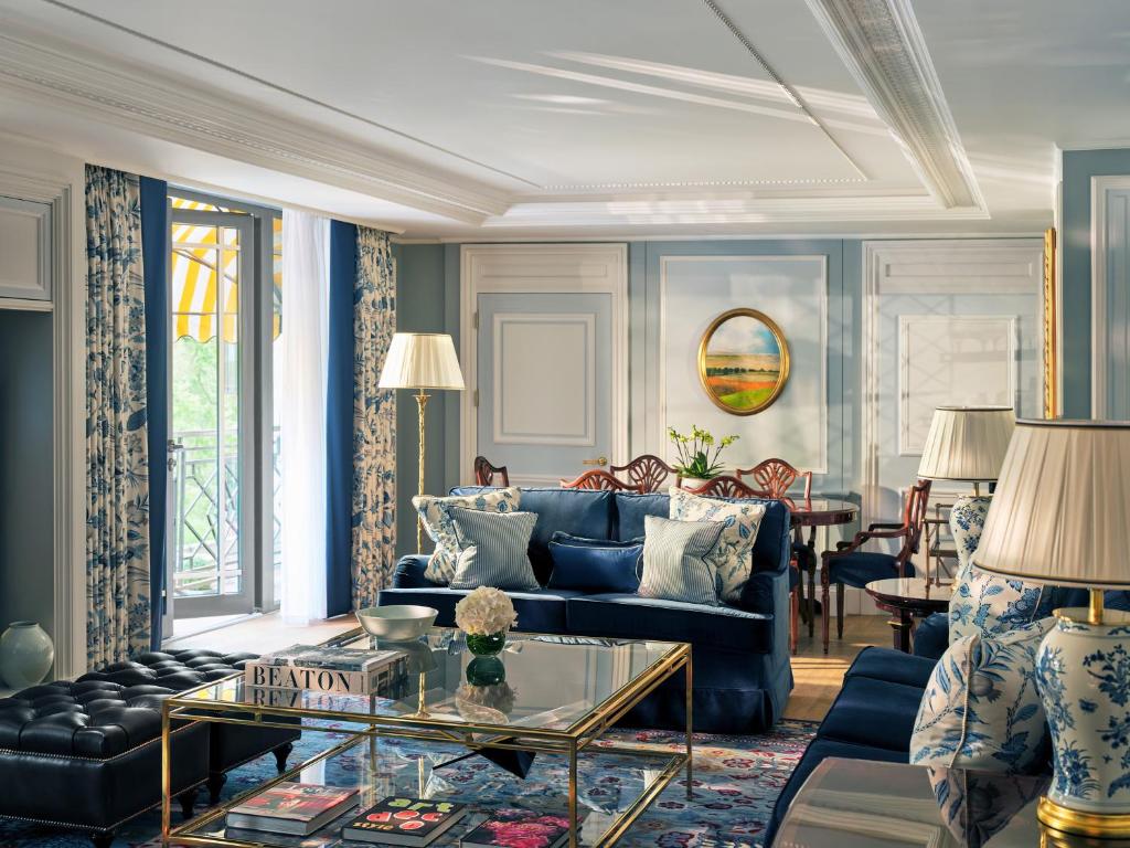 Hyde Park Suite - Image 1