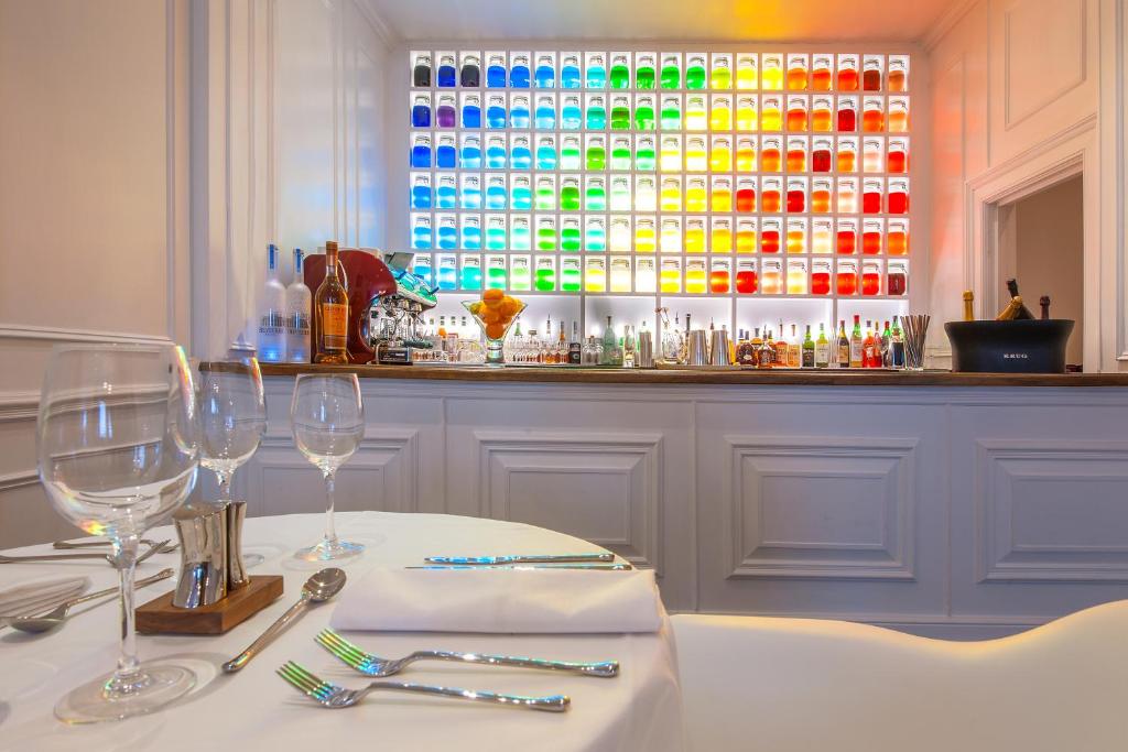 Jimmie Martin Penthouse Suite - Image 15