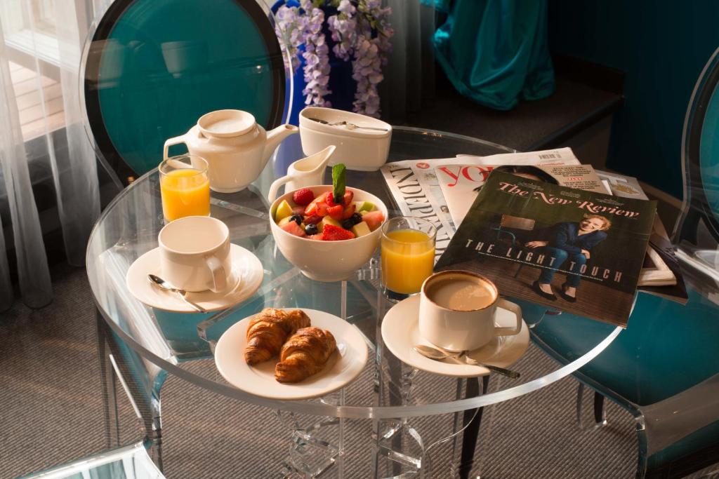 Squint Penthouse Suite - Image 8