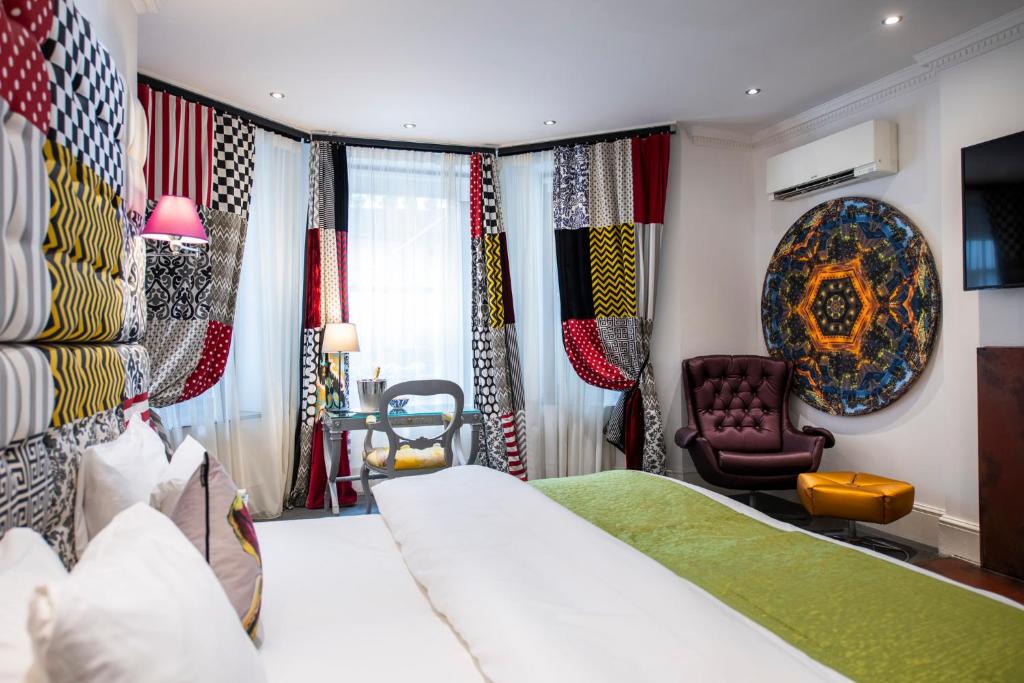 Squint Splash Suite - Image 6