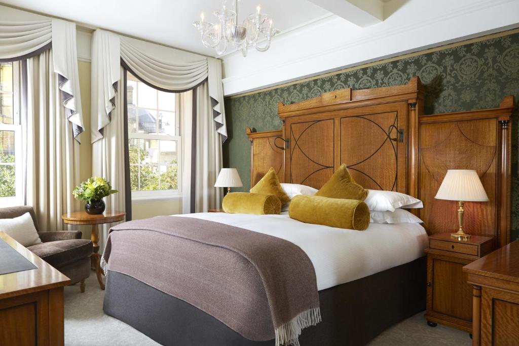 Deluxe Single Room - Image 1
