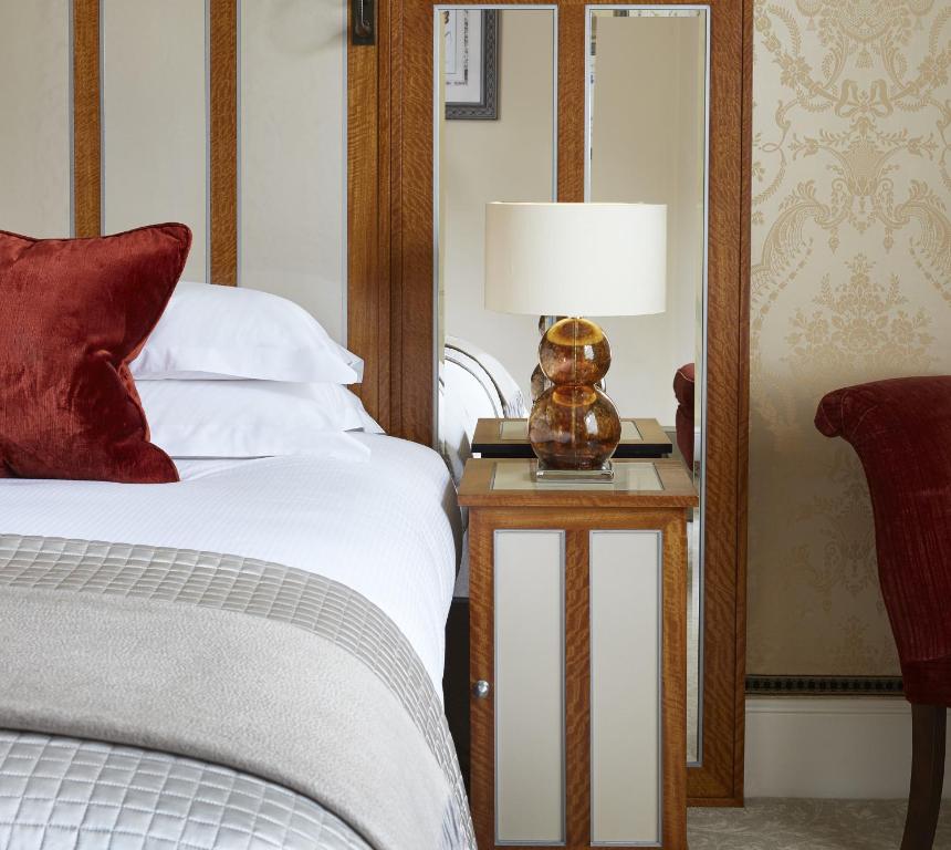 Deluxe Single Room - Image 3
