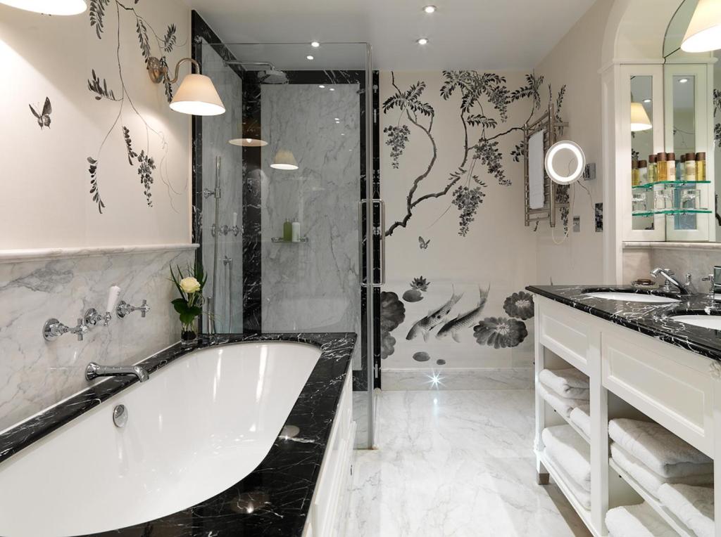Junior Suite - Image 2