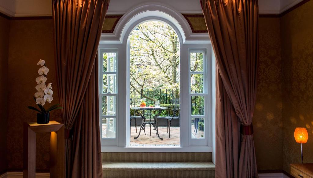 Junior Suite - Image 3