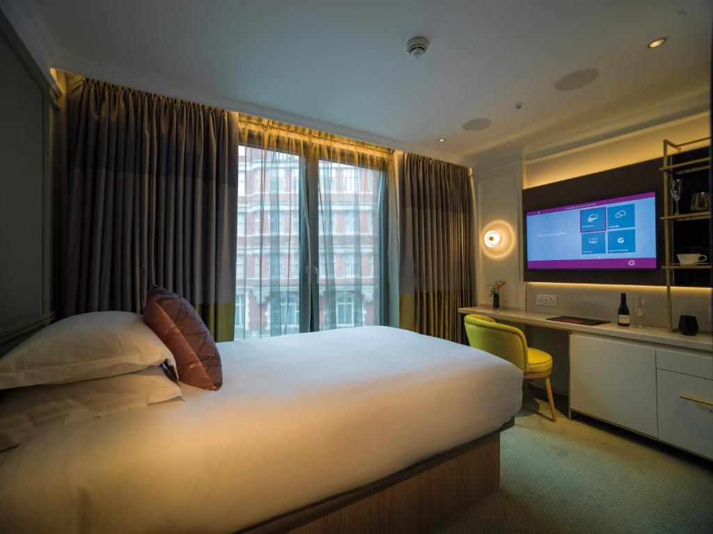 Single Room - Image 1