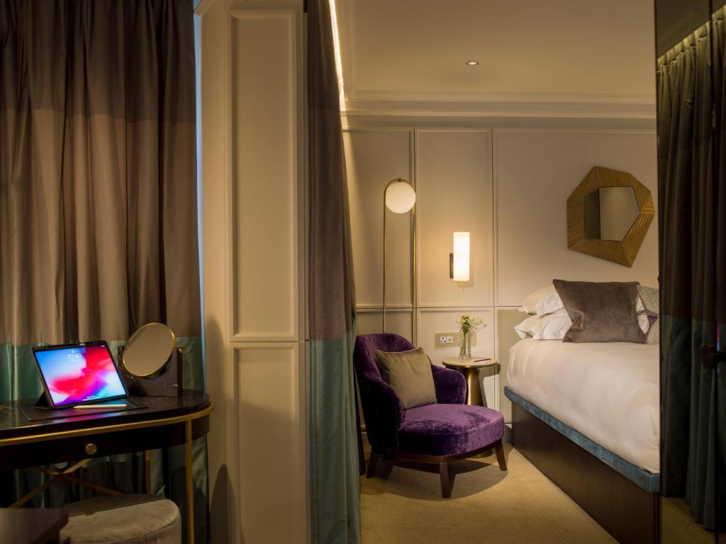 Superior Double Room - Image 1