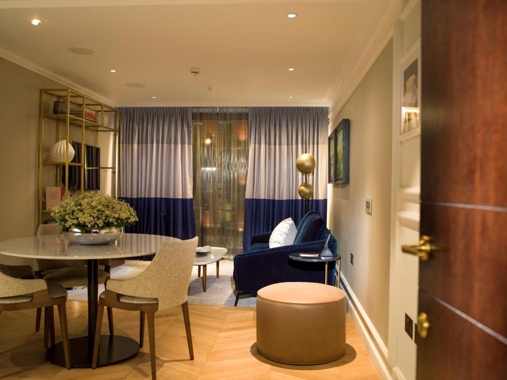 The Copeland One-Bedroom Suite - Image 1