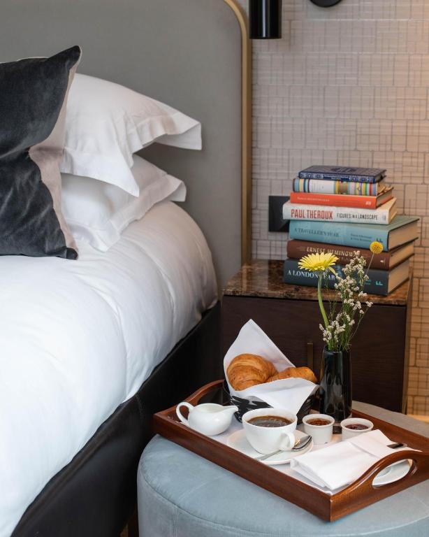 The Copeland One-Bedroom Suite - Image 4