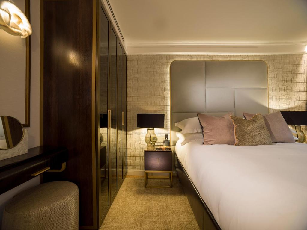 The Horsbrugh Two-Bedroom Suite - Image 3