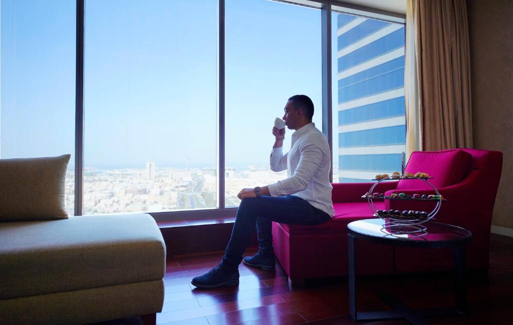 Deluxe Twin Room - Image 2