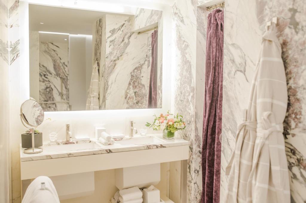 Presidential Suite - Image 4