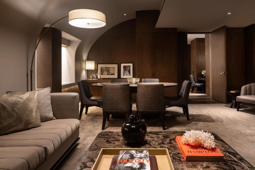 Presidential Suite - Image 5